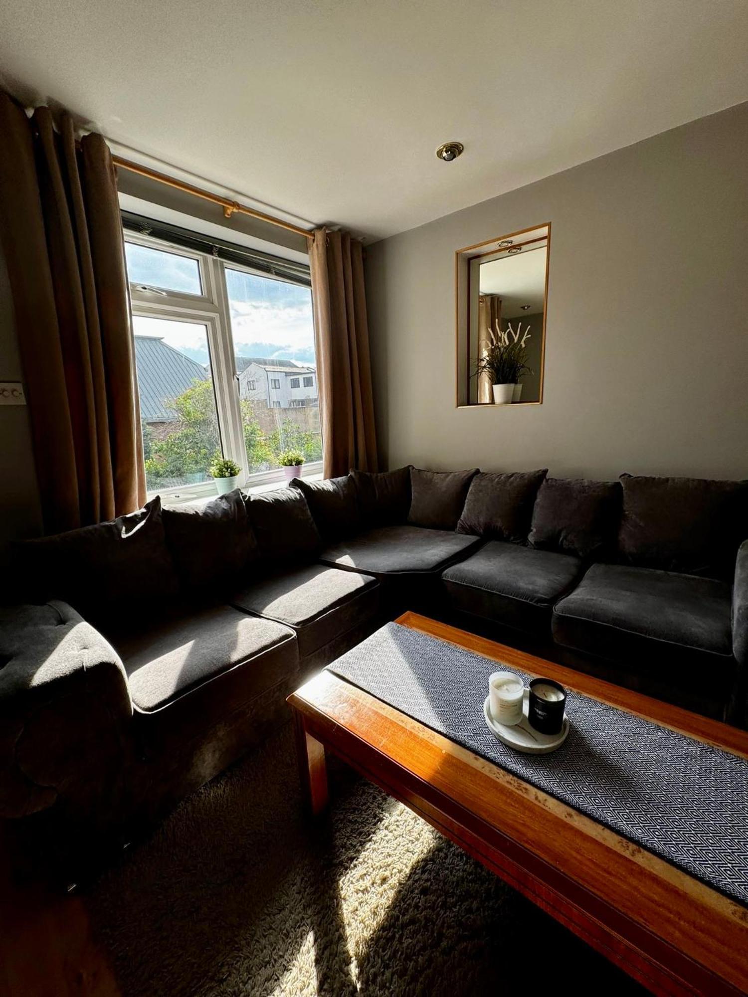 Amazing En-Suite Apartment In Finchley Central Londres Exterior foto