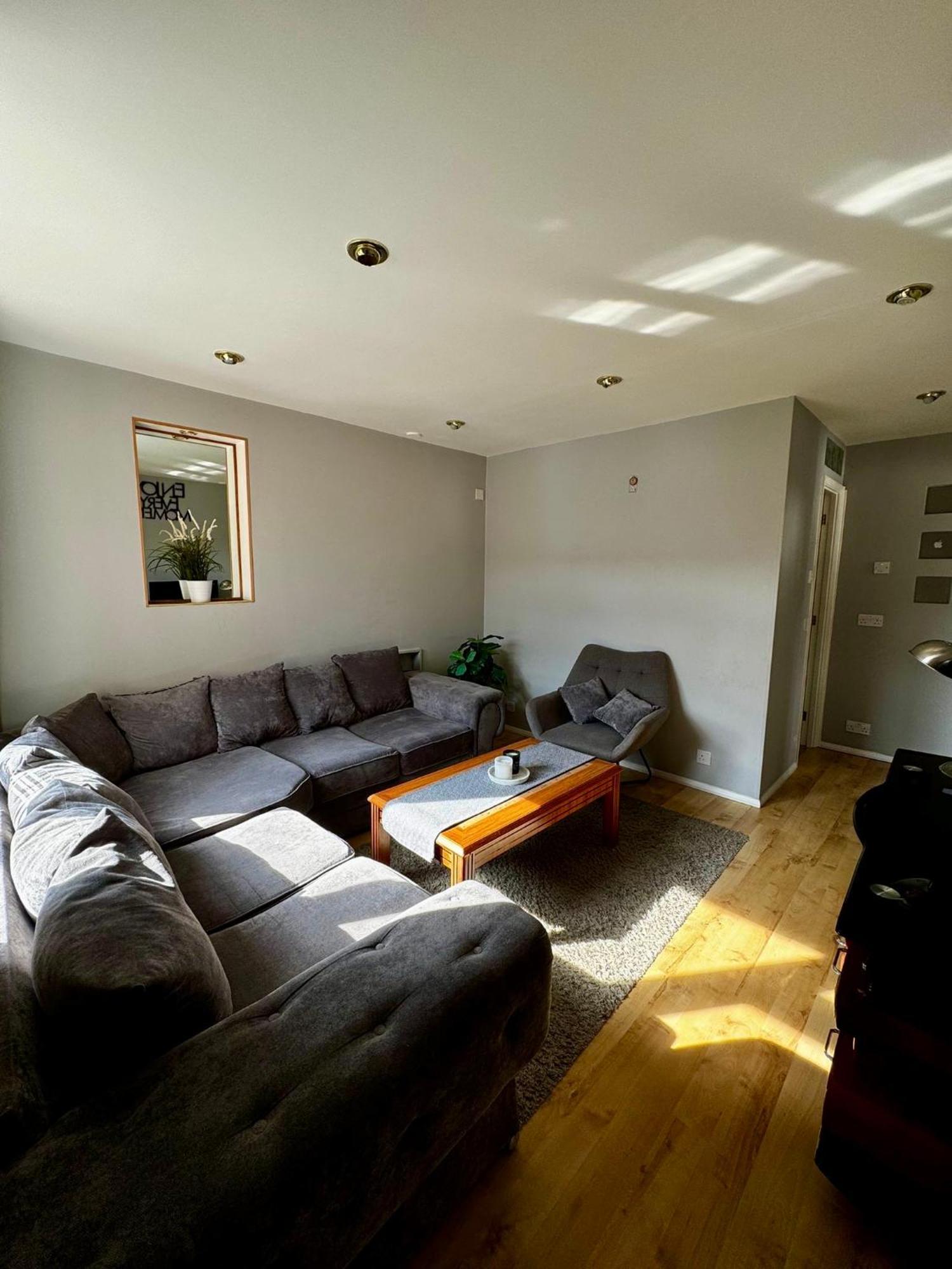 Amazing En-Suite Apartment In Finchley Central Londres Exterior foto